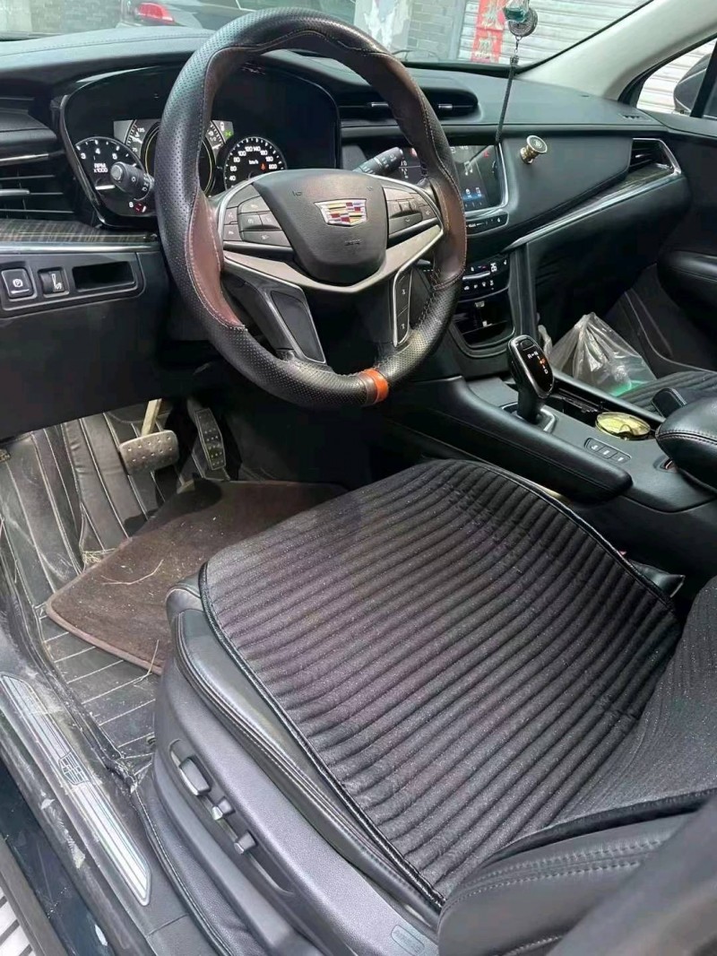 邯郸18年凯迪拉克XT52