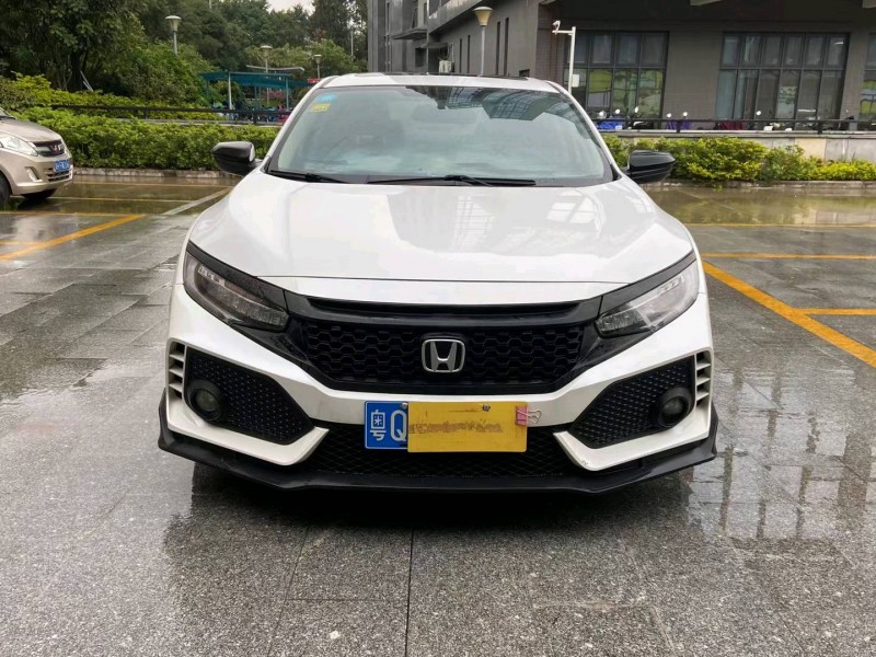 广州17年本田思域1