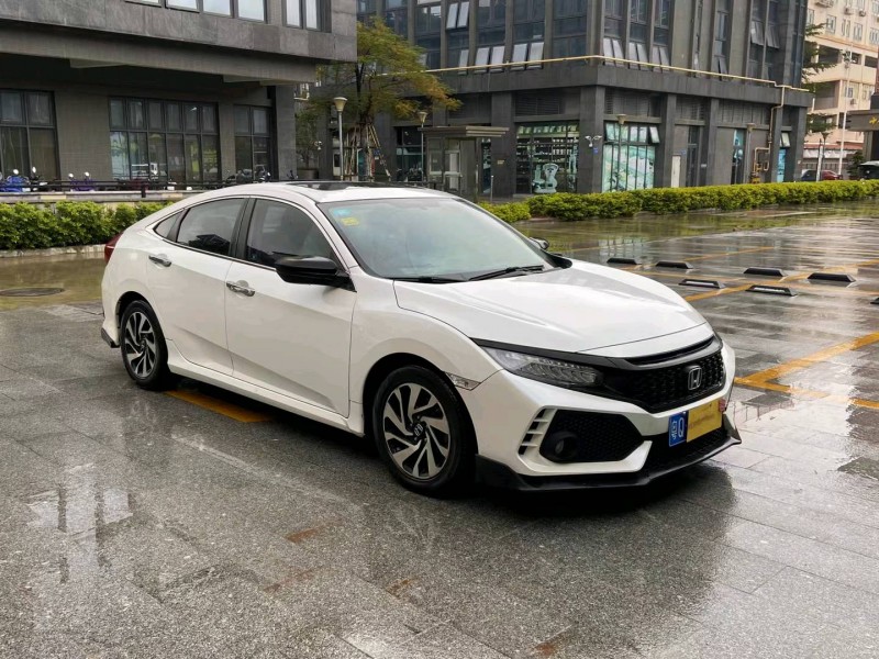 广州17年本田思域5