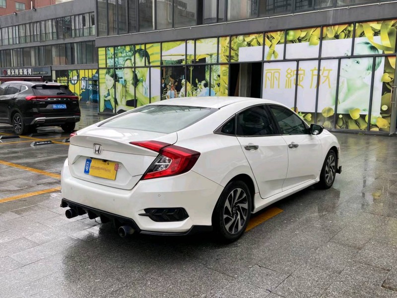 广州17年本田思域6