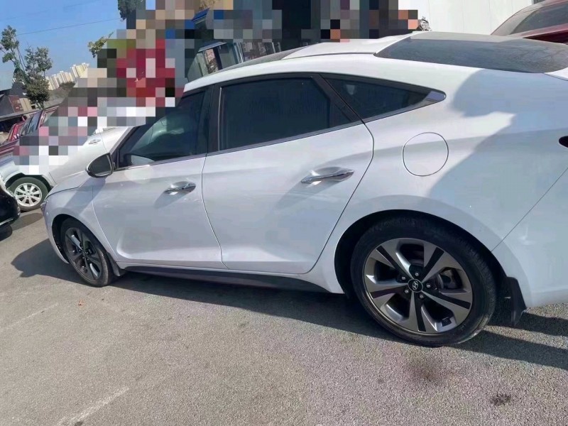 邯郸19年现代菲斯塔3