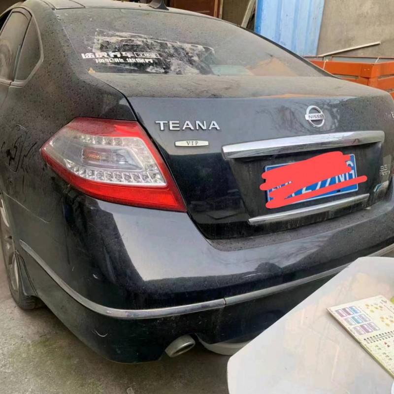 宜昌12年日产天籁1