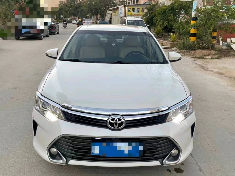 邯郸16年丰田凯美瑞1