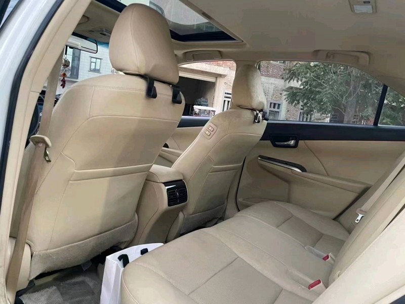 邯郸16年丰田凯美瑞8