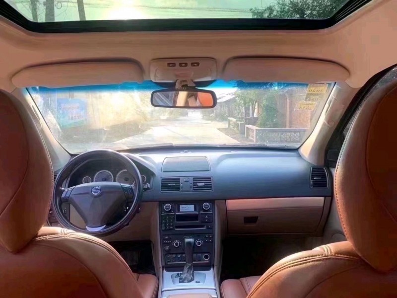 东营12年沃尔沃XC605
