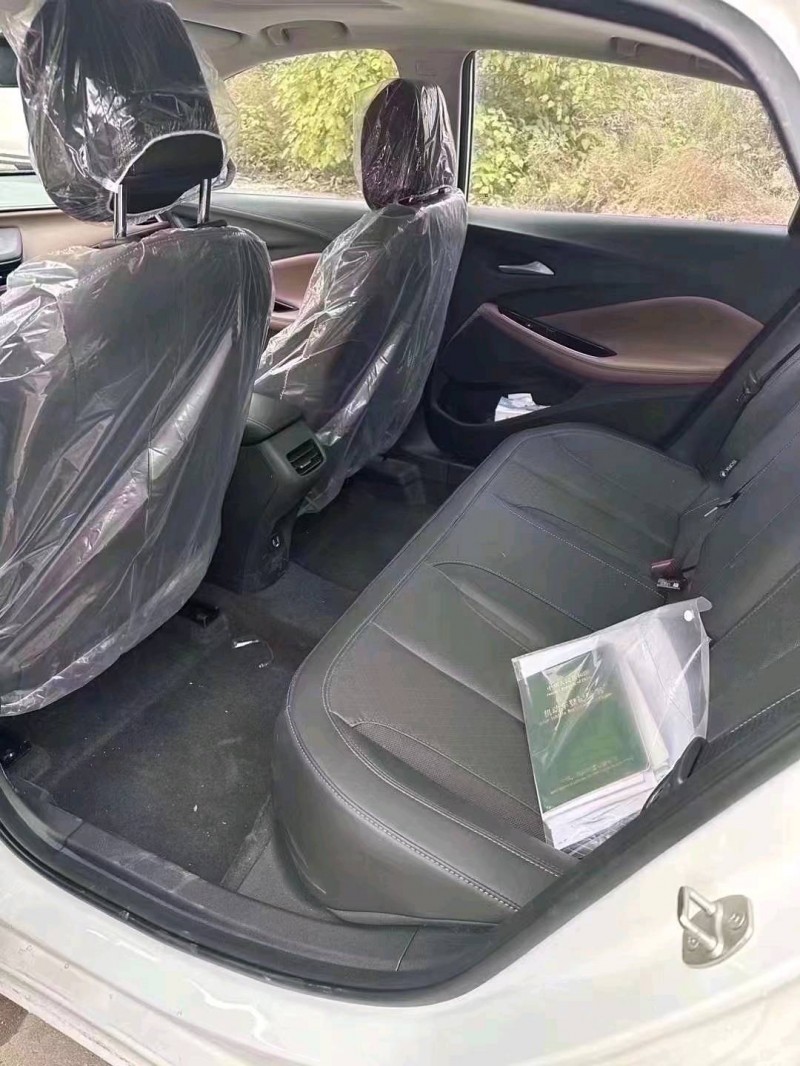 邯郸22年别克威朗6