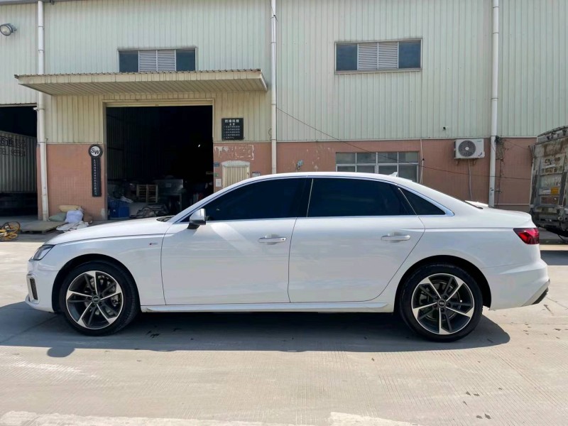东莞22年奥迪A4L1
