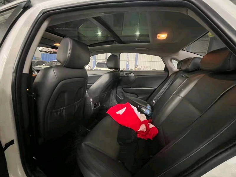 邯郸16年现代名图3