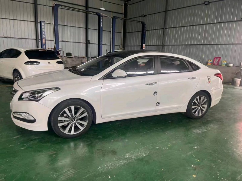 邯郸16年现代名图2