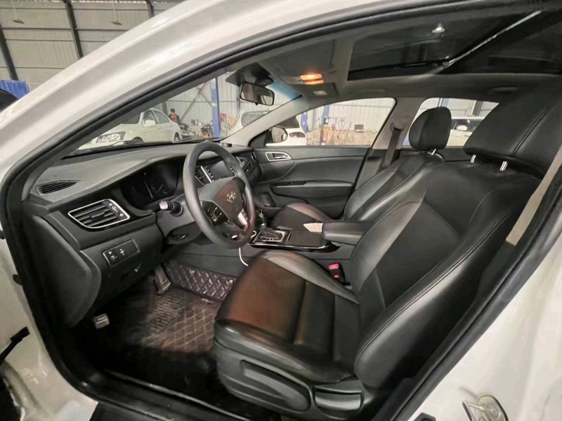 邯郸16年现代名图6