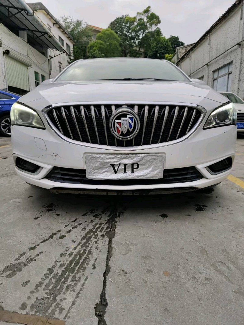 广州17年别克威朗1