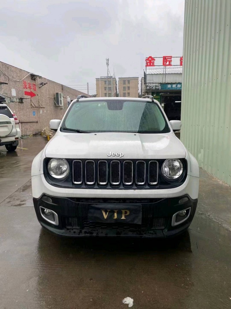 中山17年Jeep自由侠1