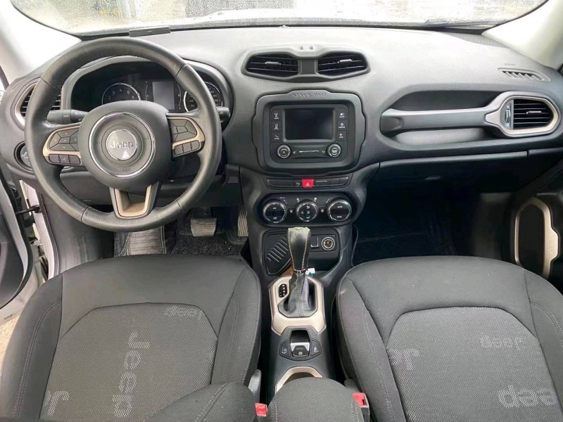 中山17年Jeep自由侠5