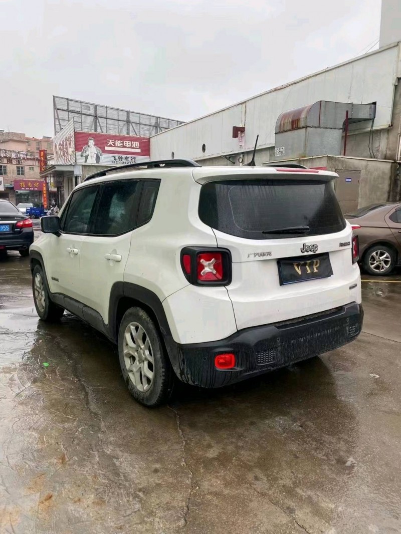 中山17年Jeep自由侠6