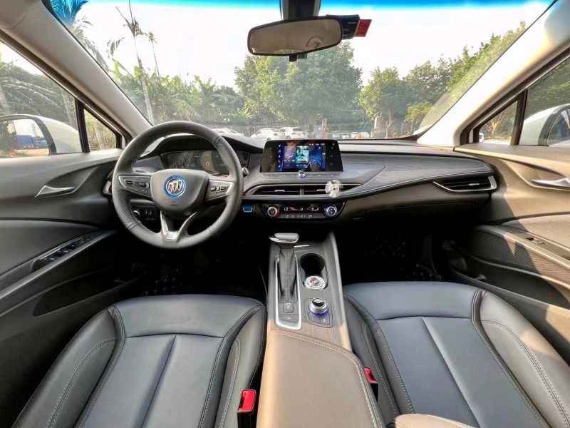 珠海22年别克微蓝5