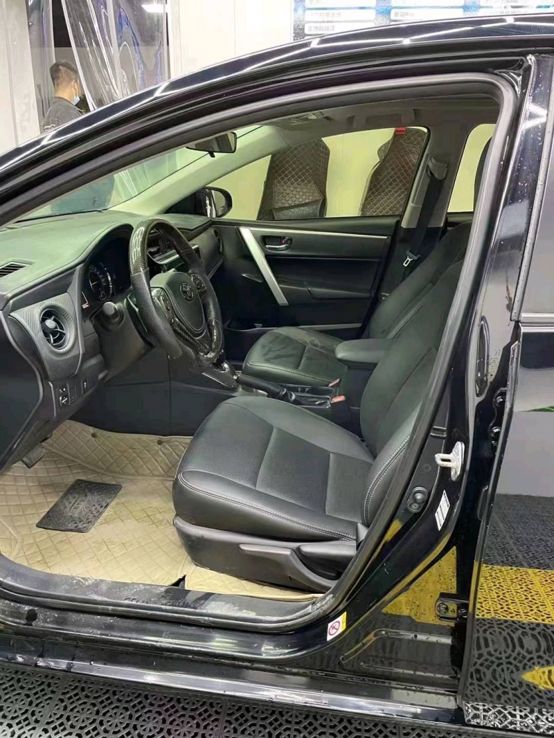 邯郸18年丰田雷凌7