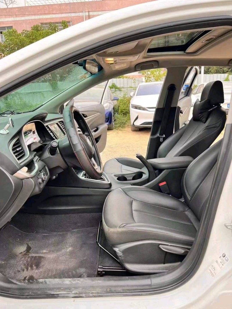 珠海21年别克英朗4
