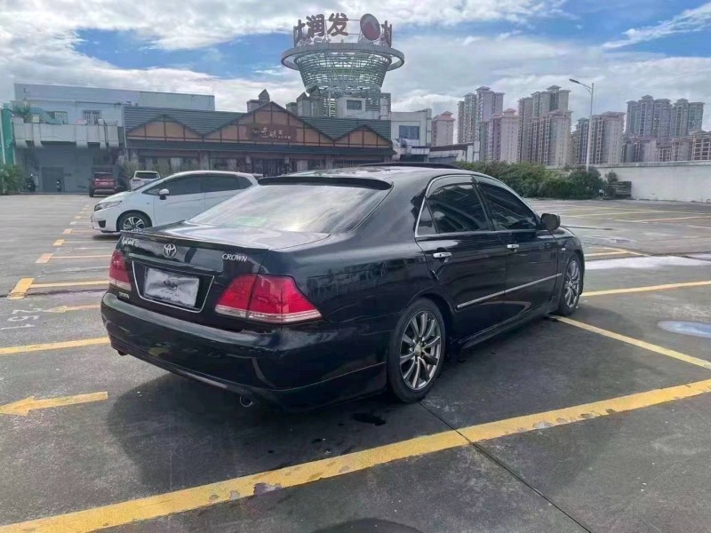 珠海08年丰田皇冠6