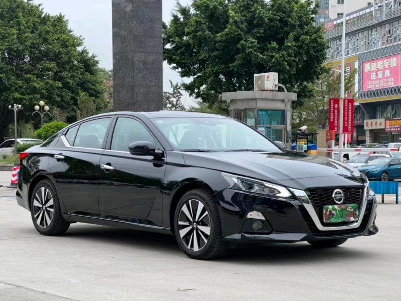 东莞22年日产天籁2