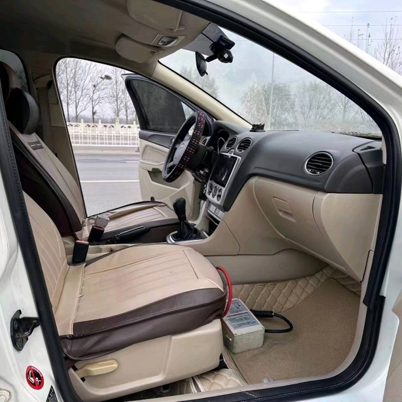 枣庄13年福特福克斯6