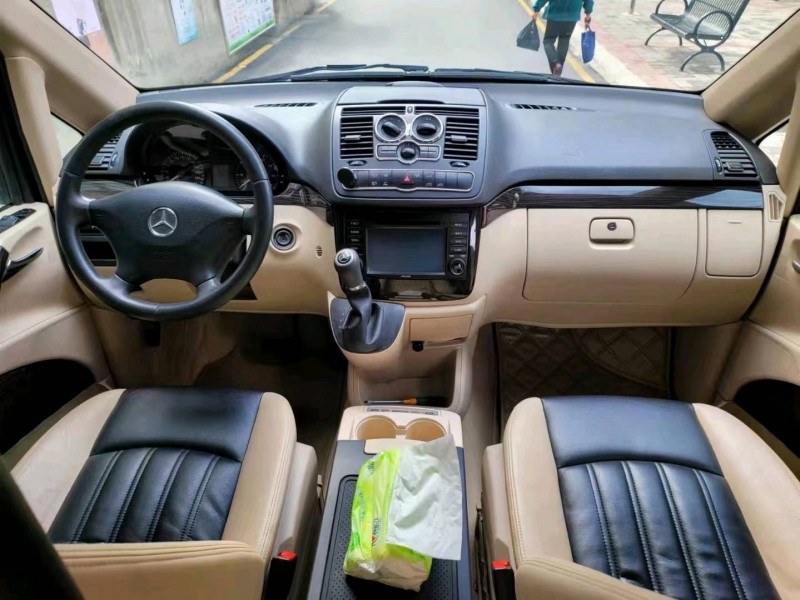 宜昌14年奔驰威霆5