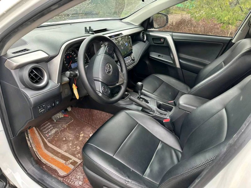 珠海18年丰田RAV4荣放9