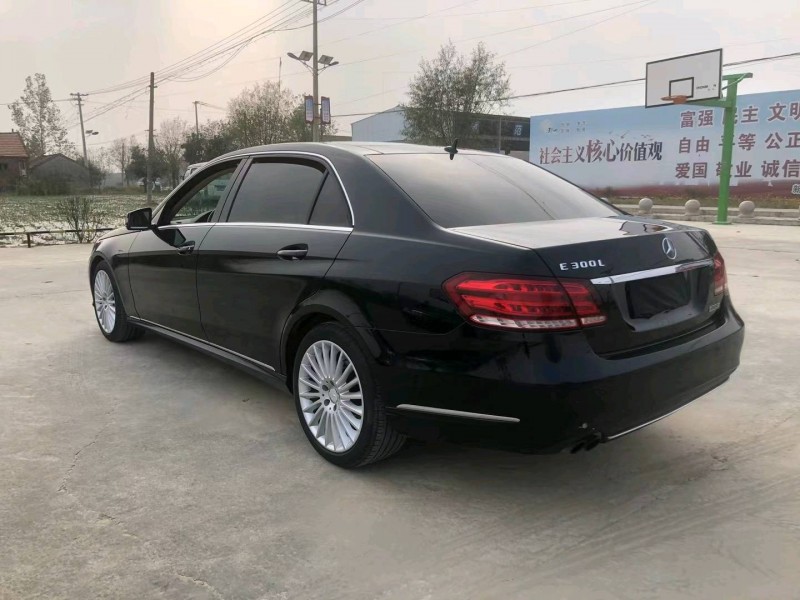徐州14年奔驰E8