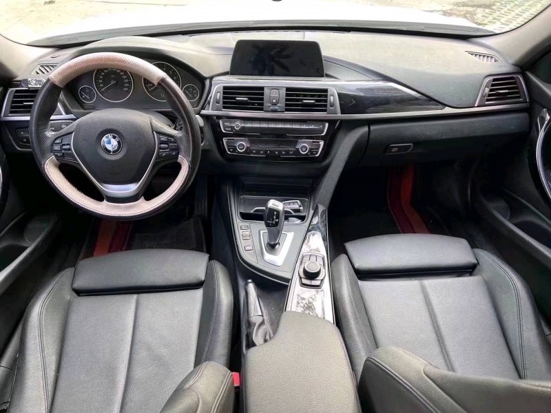 北京18年宝马3系2