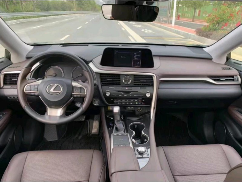 济宁20年雷克萨斯RX3