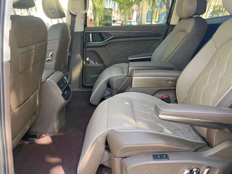 邯郸22年大众威然4