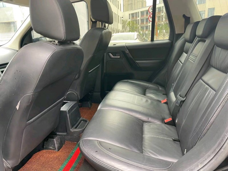 苏州13年路虎发现神行5