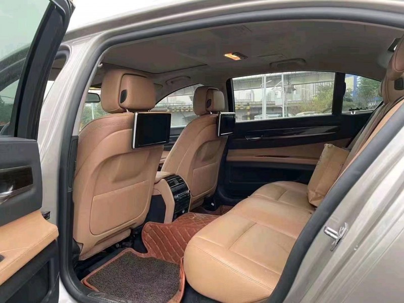 宜昌13年宝马7系9