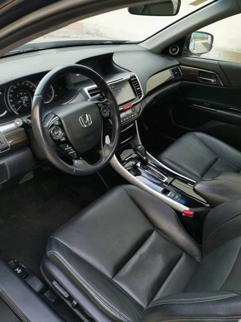 枣庄17年本田雅阁8