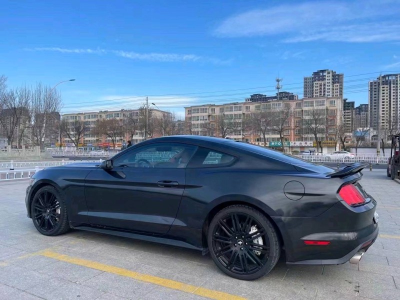 邯郸15年福特野马5