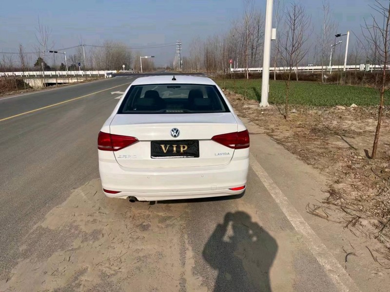 邯郸18年大众朗逸5