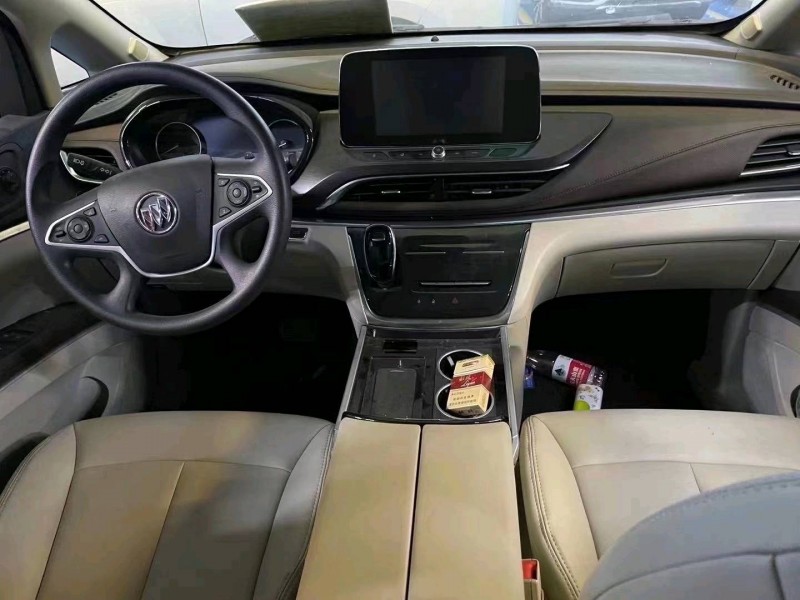 嘉兴21年别克GL82