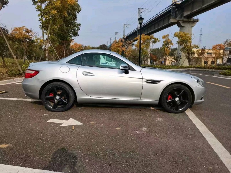 宜昌13年奔驰SLK4