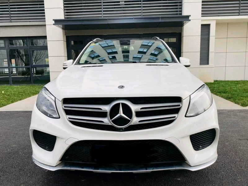 青岛17年奔驰GLE1