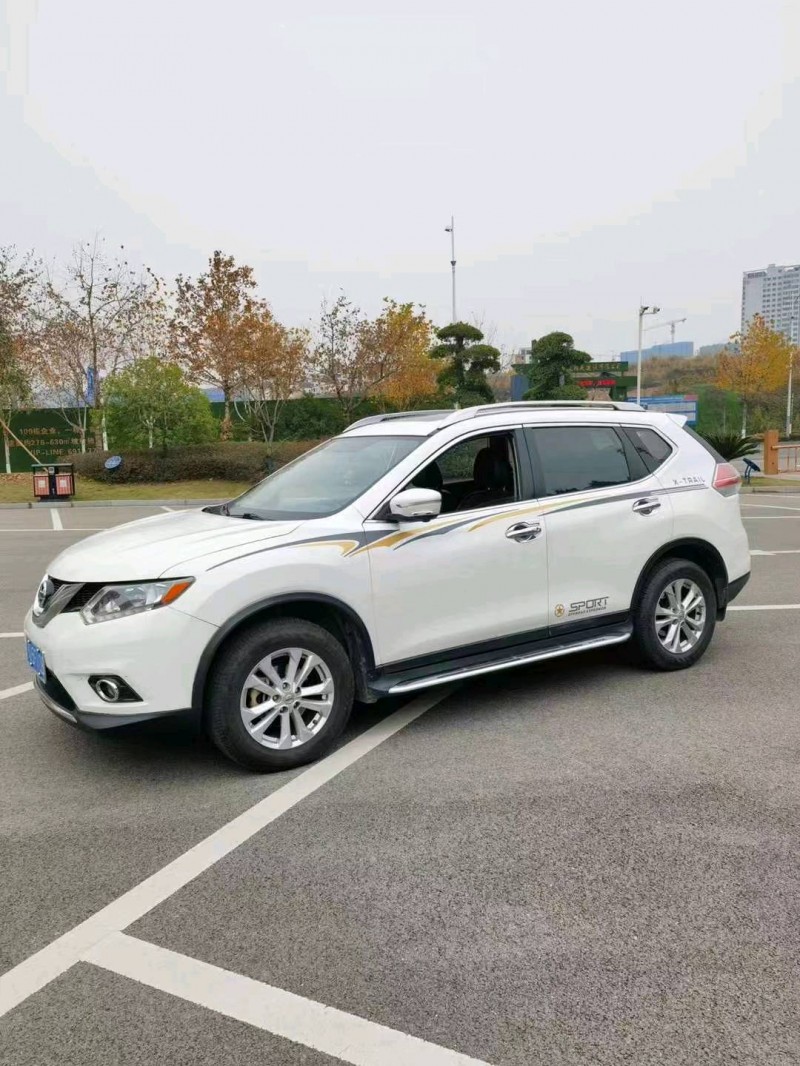 宜昌16年日产奇骏2