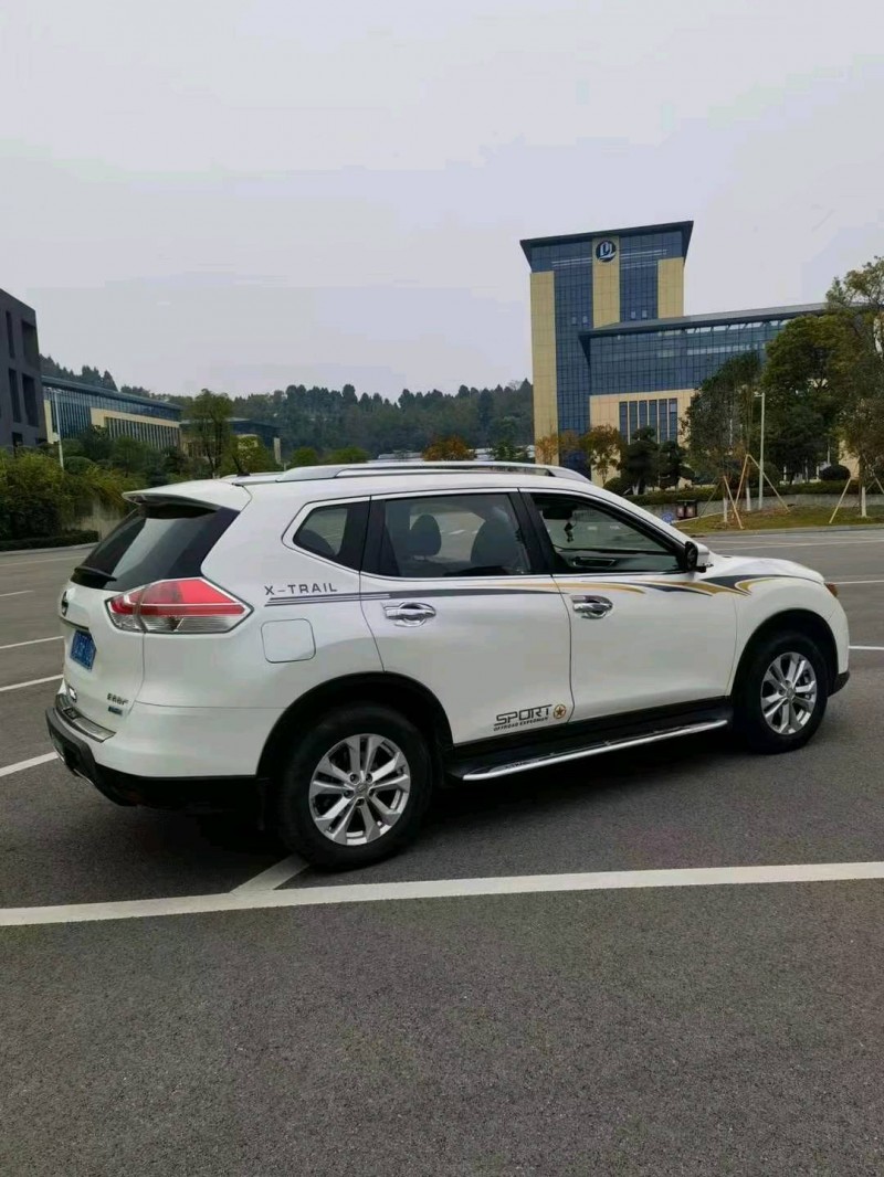 宜昌16年日产奇骏6