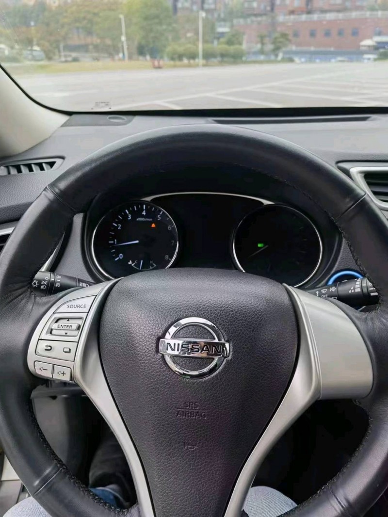 宜昌16年日产奇骏8