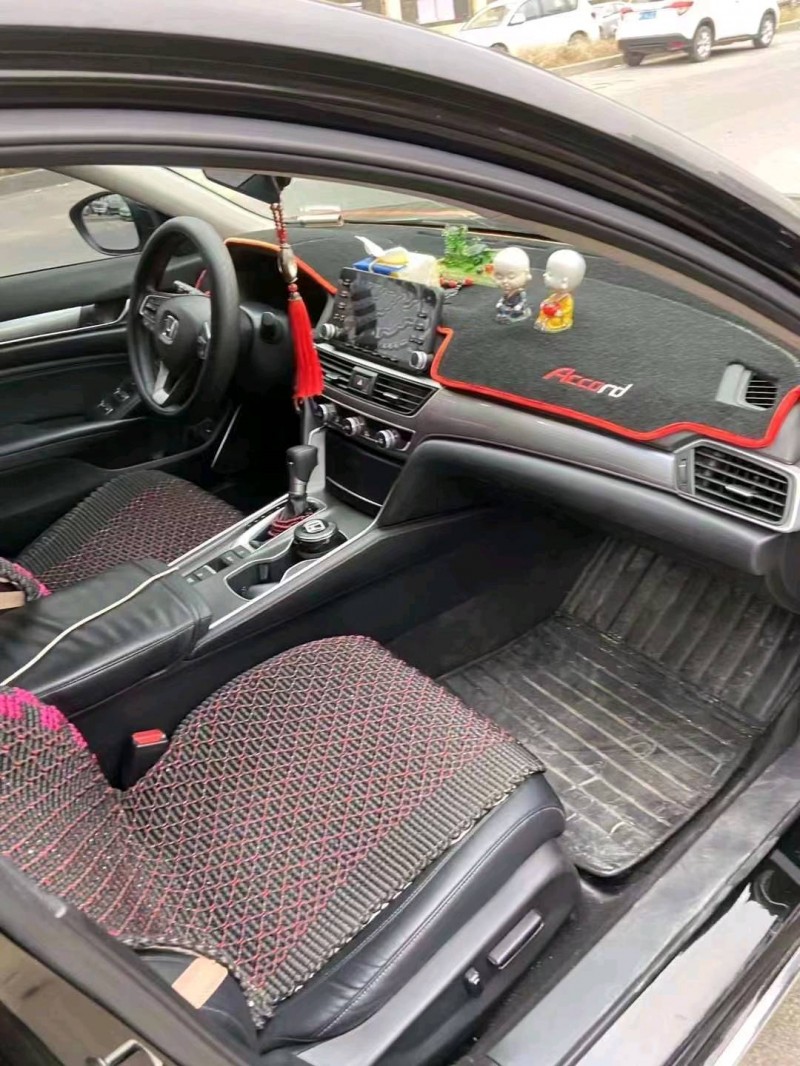 武汉19年本田雅阁2