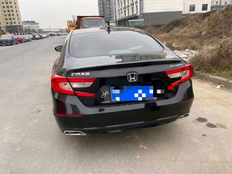 武汉19年本田雅阁4