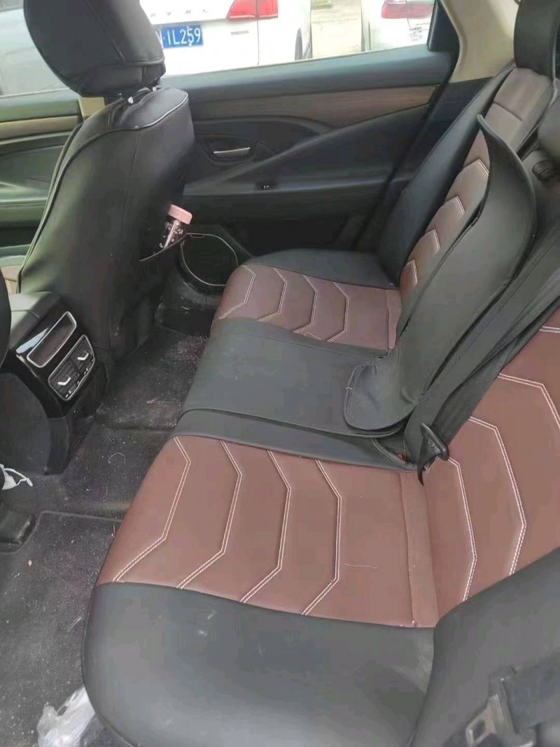 济南19年吉利博瑞3