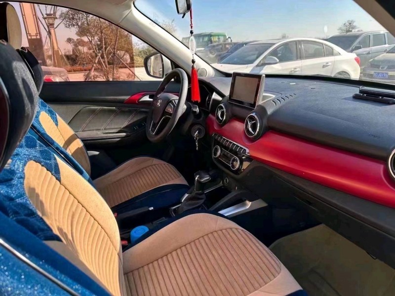 邯郸18年北汽绅宝X355