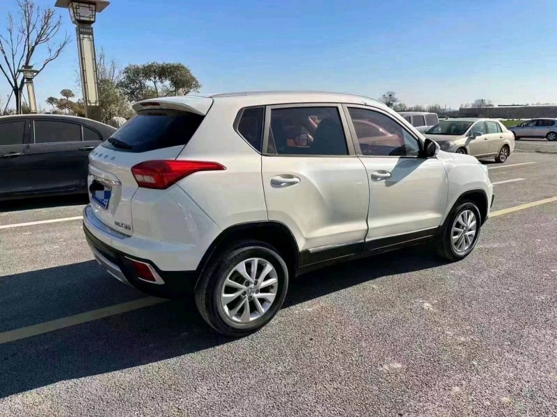 邯郸18年北汽绅宝X357