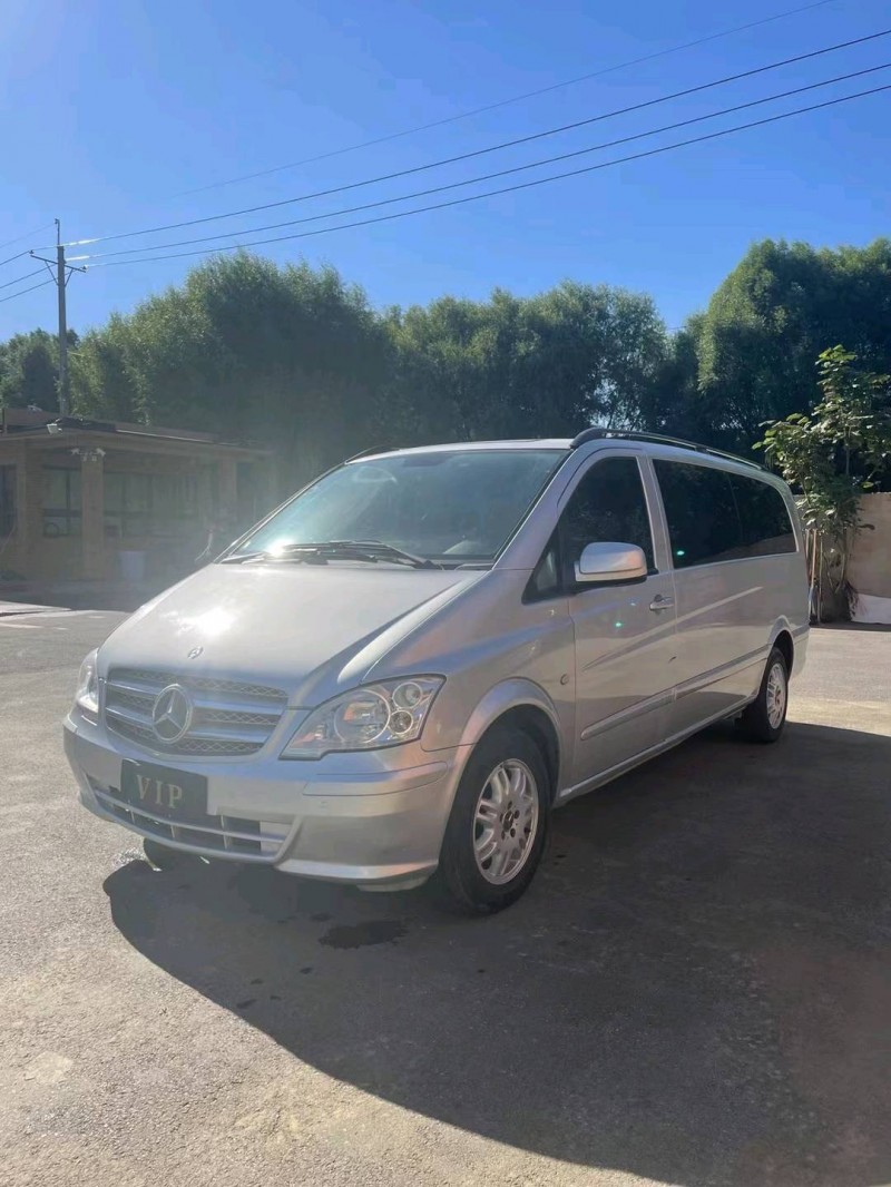 沈阳11年奔驰威霆2