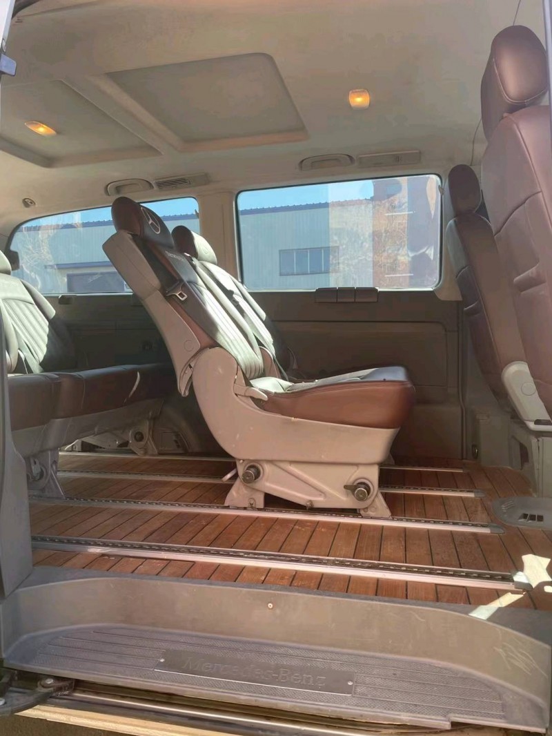 沈阳11年奔驰威霆9