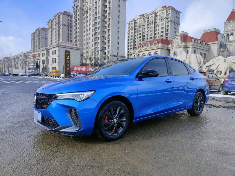 枣庄22年别克威朗3