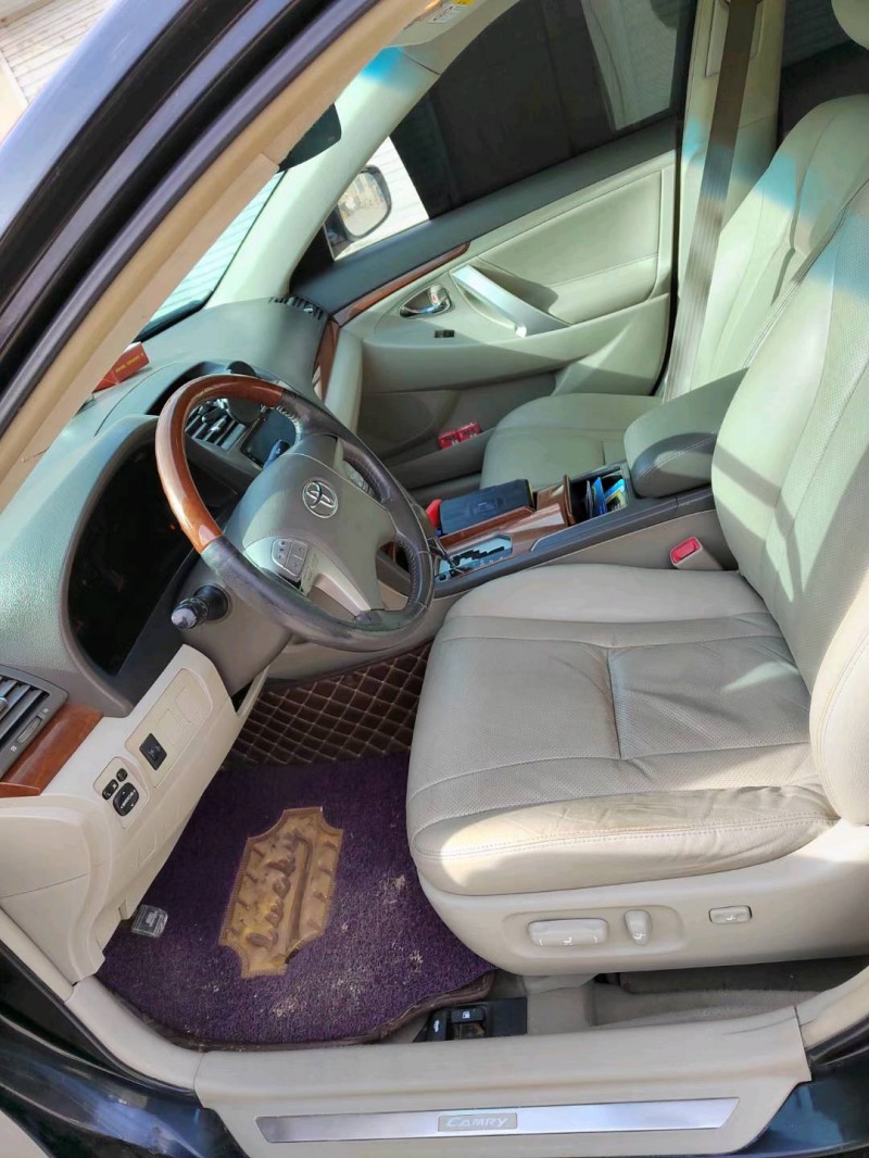 邯郸14年丰田凯美瑞8